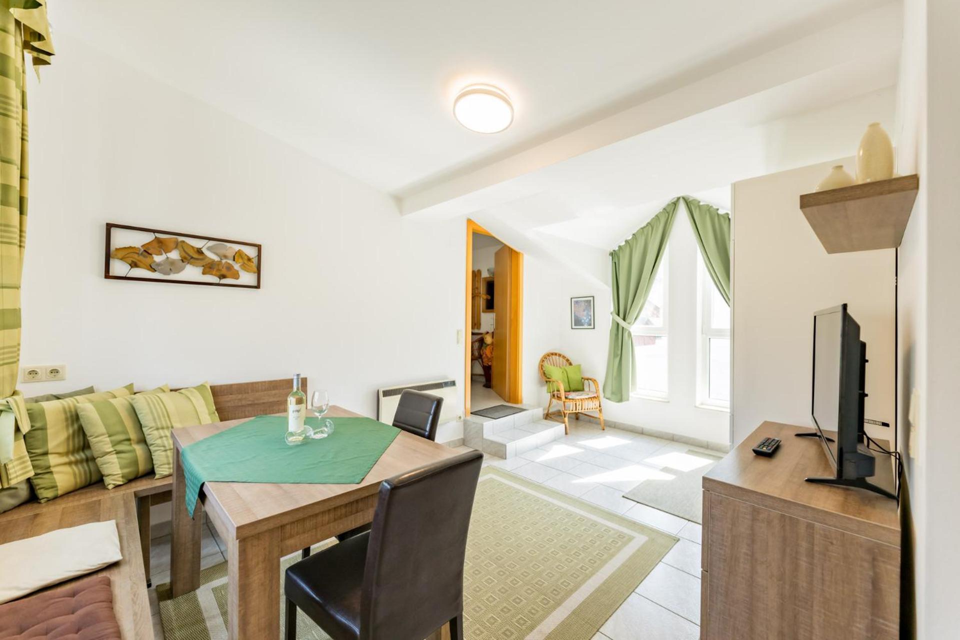 Weingut Apartment Hildegard Gangl Illmitz Buitenkant foto